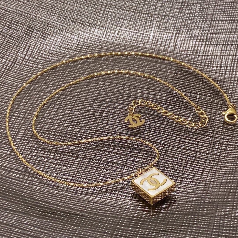 Ch**el necklaces